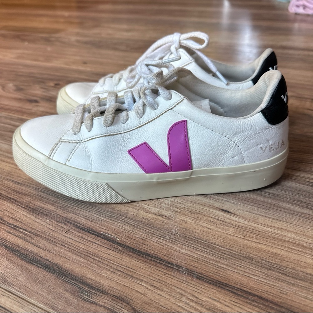 Veja Campo Ultra violet And black Leather Sneakers Womens Size 7 Purple magenta - Picture 2 of 10
